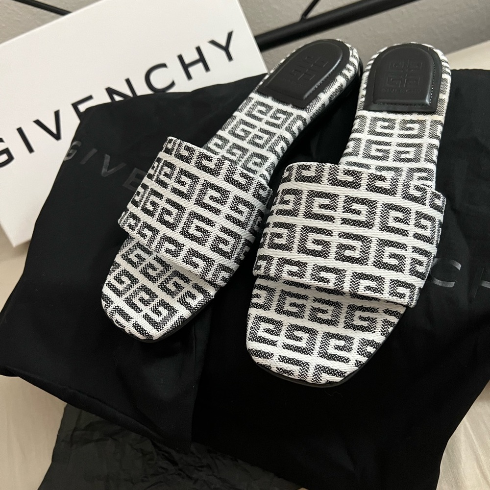 NEW Givenchy Jacquard woven 4G logo slide sandals - Picture 5 of 7